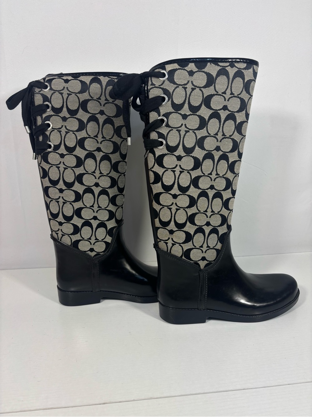 Coach Signature Jacquard Tall Rain Boots Lace Up Black Tan Size 8 - Picture 2 of 10